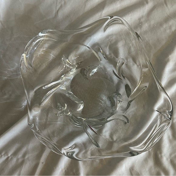 Extra large freeform, clear Crystal decor dish bowl. Mid century modern - Picture 5 of 5
